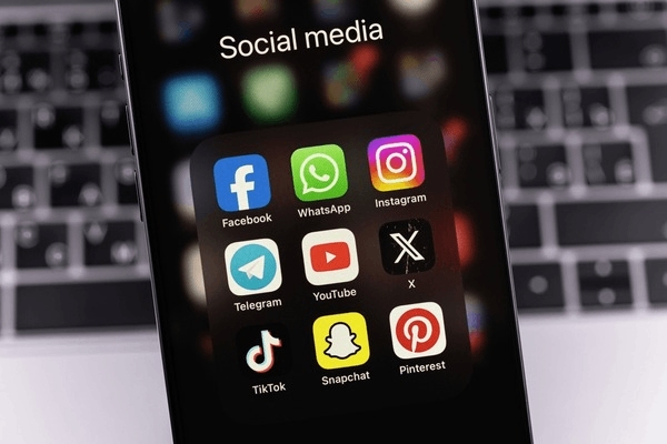 Facebook账号购买