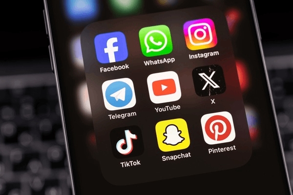 Facebook账号购买